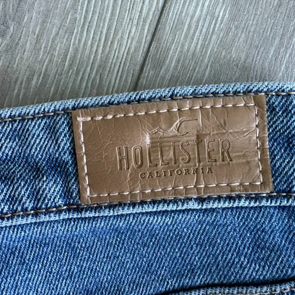 Hollister Womens Blue Denim Patchwork Ultra High-Rise Mom Jeans Size 5R (27x27)